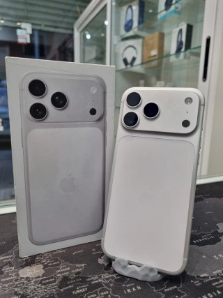 Apple iPhone 17 Pro Max 256GB Silver versión e-sim