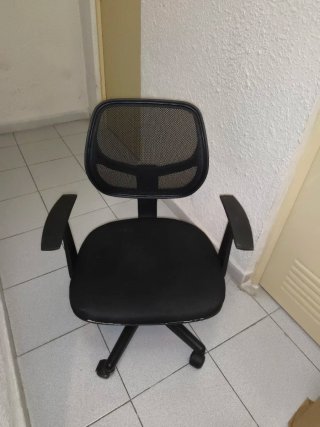 Silla de escritorio negra