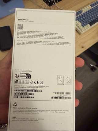 iPhone 17 Pro Max Naranja