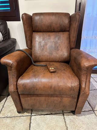 Butaca Reclinable de Polipiel Marrón