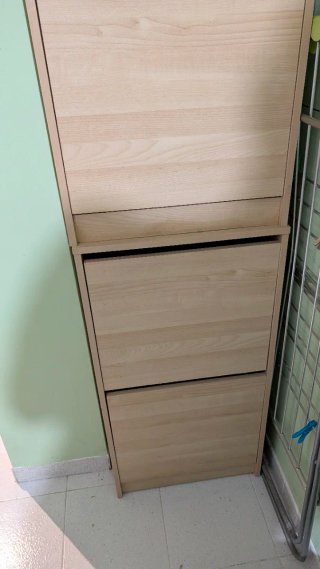 Zapatero de madera