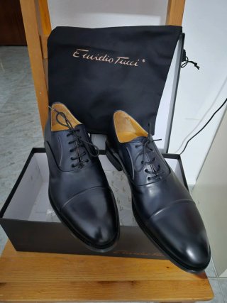 Zapatos de vestir Emidio Tucci negros