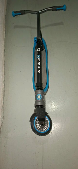Patinete Infantil Globber Azul
