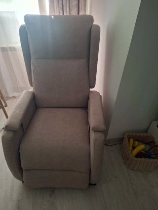 Sillón relax eléctrico beige