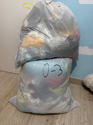 Lote de ropa para bebé (0-3 meses) Regalo cojin av