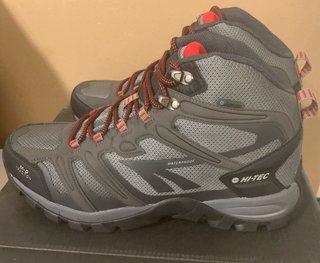 Botas de Montaña Hi-Tec
