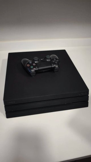 PS4 (PlayStation 4) 1TB Negra