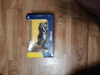 Maqueta Moto Triumph Thruxton 1200 1:18