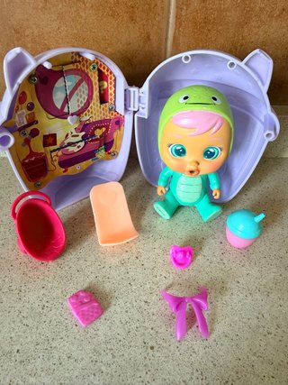 Bebé Llorón Serie 1 con Accesorios