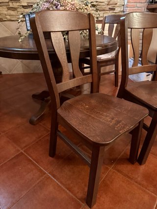 Mesa de Madera Maciza con 4 Sillas