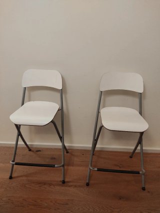 2 Taburets plegables Ikea Blancs.
