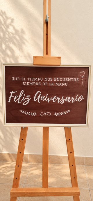 Cartel de Madera Feliz Aniversario