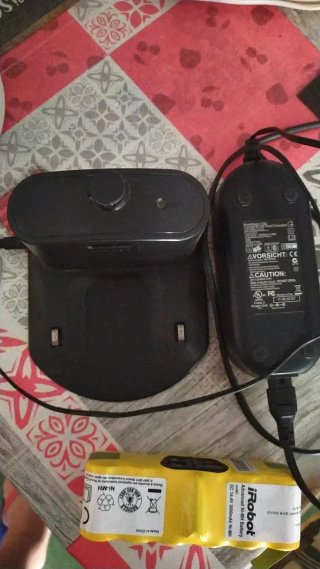 Base de Carga y Batería iRobot Roomba