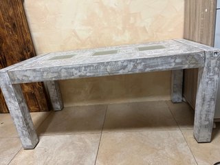 Mesa de centro elevable de madera