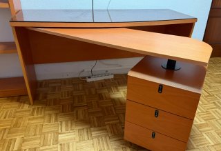 Mesa de escritorio giratoria