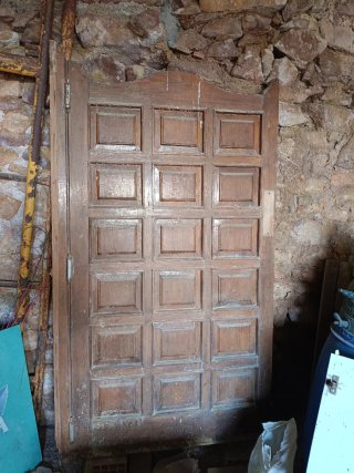 Puerta Antigua Castellana de Madera Maciza