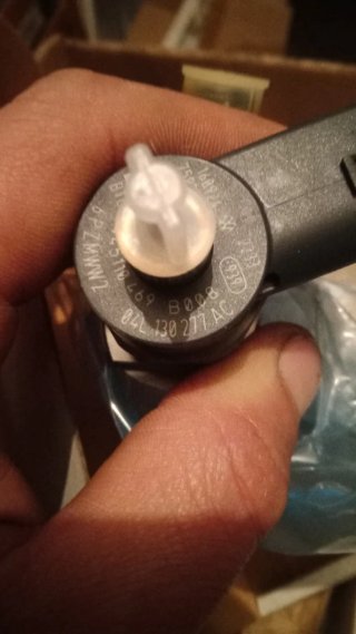 Inyector Grupo VAG 04L 130 277 AC nuevos