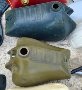 2 Depósitos para Montesa H6 y H7