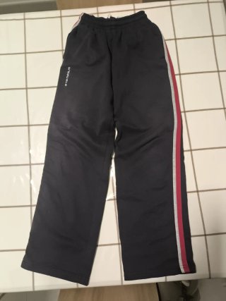 Pantalón de Chándal Torrevilano. Tienda Apolo