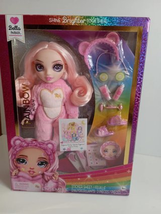 Muñeca Rainbow High Bella Parker