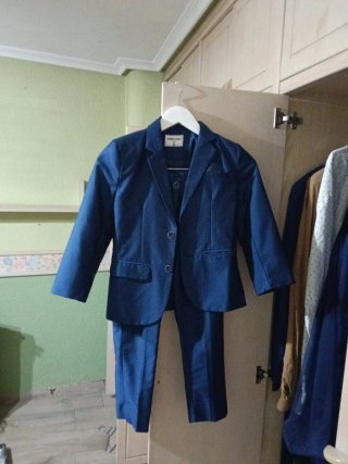 Traje de Boda Azul Marino Talla 8 Años