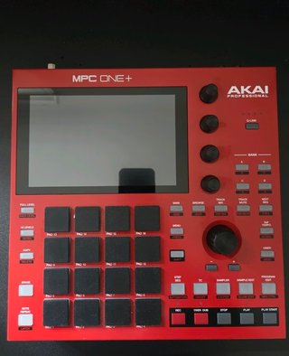 Akai MPC One Plus +