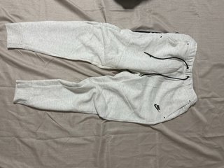 Pantalón Chándal Nike Tech Fleece Gris Talla L
