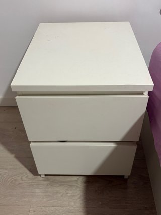 Mesita de noche IKEA blanca