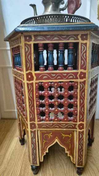 Mesa y Tetera Árabe Artesanal