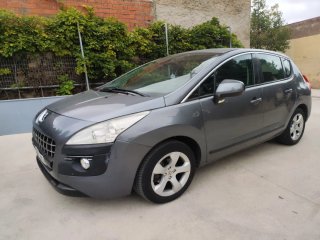 Peugeot 3008 2012