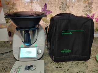 Thermomix TM6 con Accesorios y Bolsa