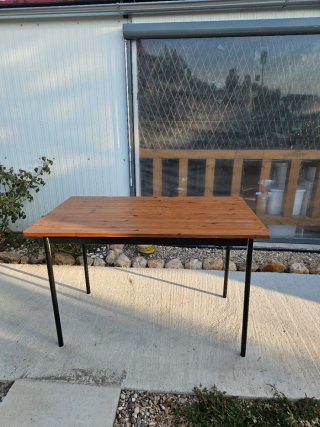 Mesa de Madera y Metal