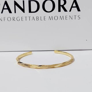 Pulsera Pandora Rígida Dorada