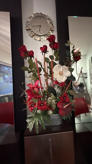 Florero con Arreglo Floral
