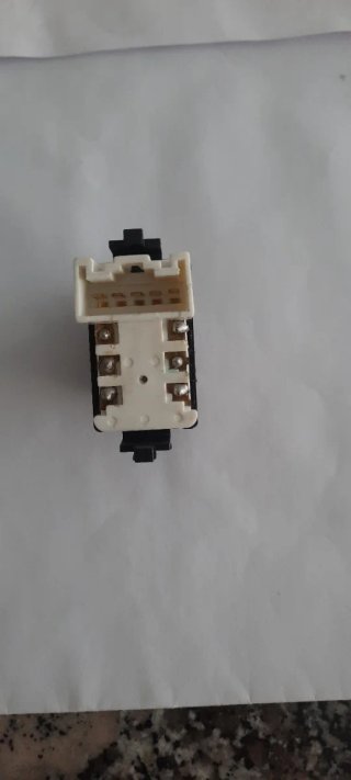 Interruptor Elevalunas Eléctrico