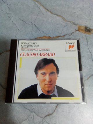 CD Tchaikovsky Symphony No. 5 - Claudio Abbado