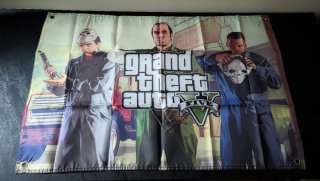 GTA V Bandera promocional golpes 87 cm x 58 cm