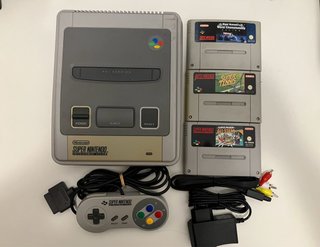 Consola Super Nintendo (SNES) con 3 Juegos