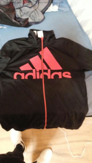 Chaqueta Adidas Negra y Roja