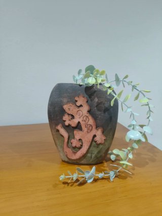 Jarrón Decorativo con Lagarto