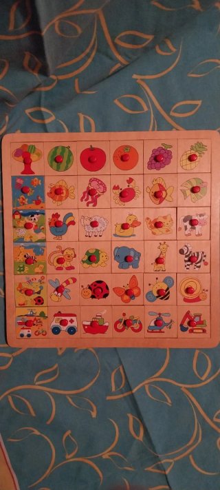 Juego de Madera Educativo con Figuras