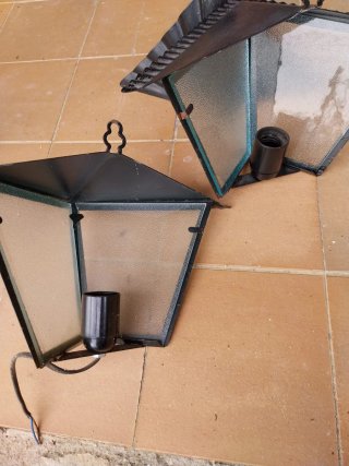 3 Apliques de pared estilo farol.