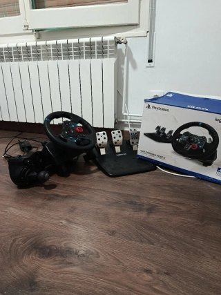 Volante Logitech G29 + Pedales + Cambio manual