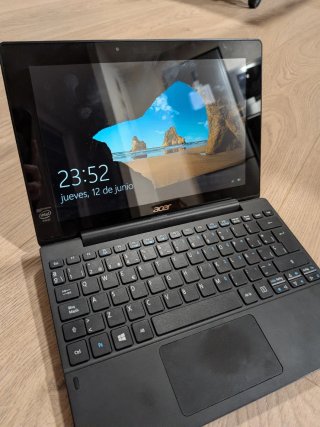 Acer Aspire Switch 10E Portátil/Tablet