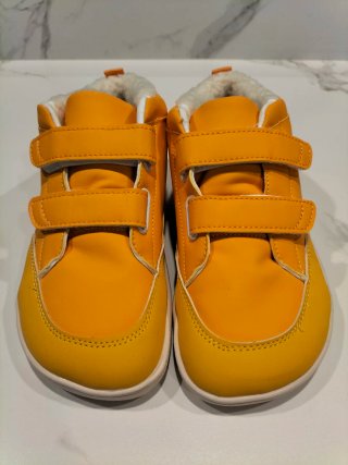 Botas barefoot infantiles amarillas con velcro