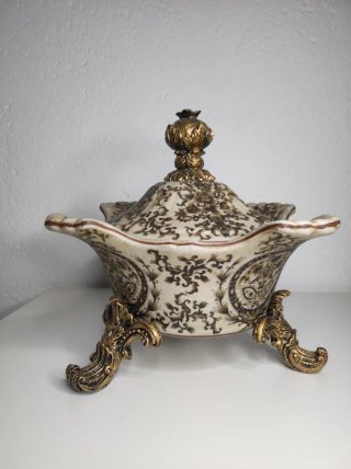 Jarrón Decorativo con Tapa
