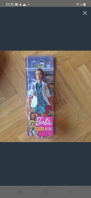 Barbie Veterinaria sin estrenar