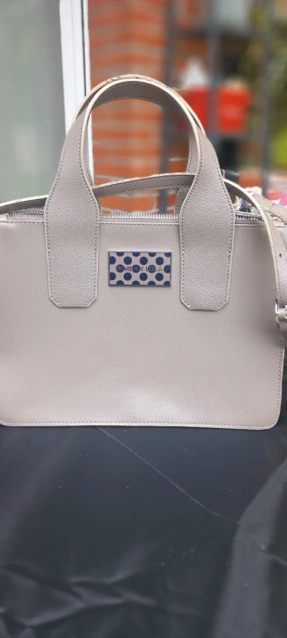 Bolso de mano Bimba y Lola beige