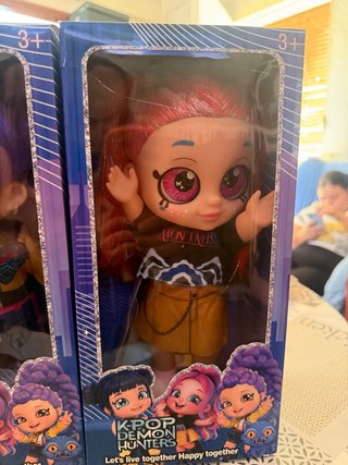 Muñeca K-Pop Demon Hunters 33 cm