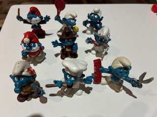 Lote de 9 figuras de Los Pitufos